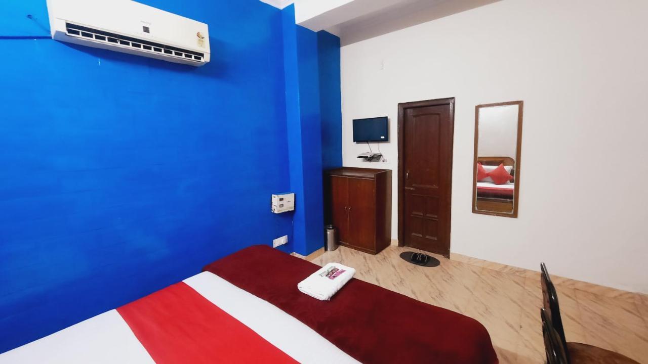 Hotel Holiday Inn Paradise Chandīgarh Esterno foto