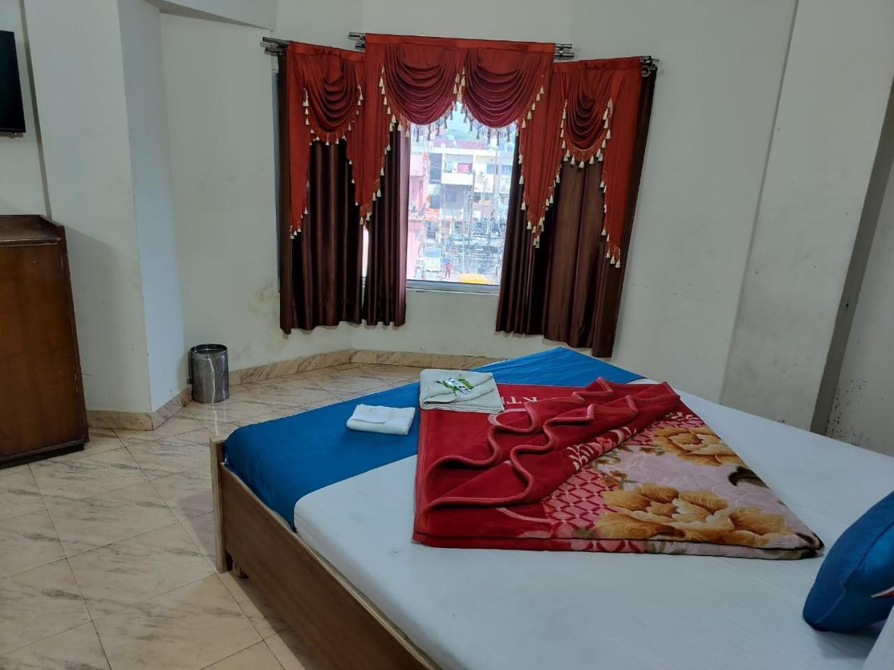 Hotel Holiday Inn Paradise Chandīgarh Esterno foto